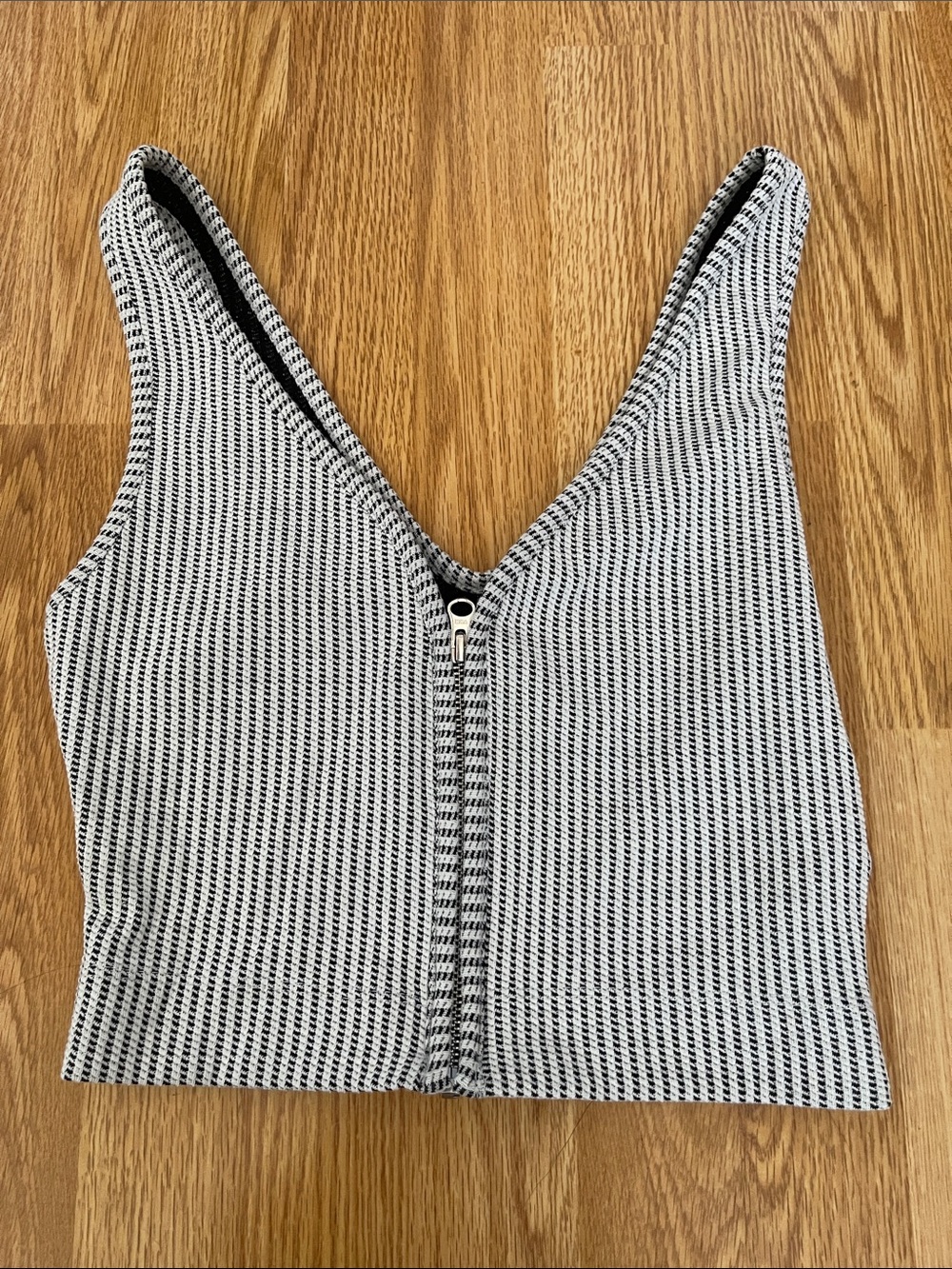 Zara Zip-Front Black & White Knit Tank Top